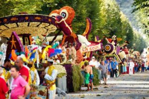 Allée d'Etigny fête des fleurs Luchon